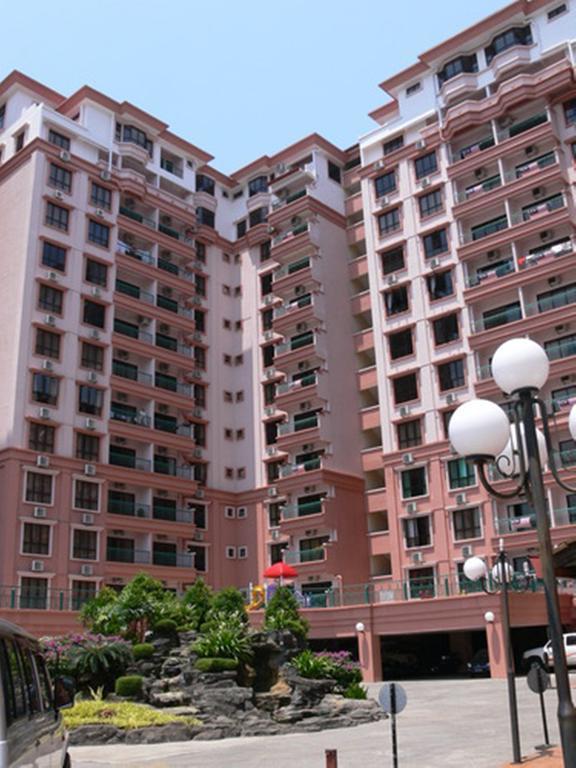 Marina Condominium Holiday Homestay Kota Kinabalu Room photo